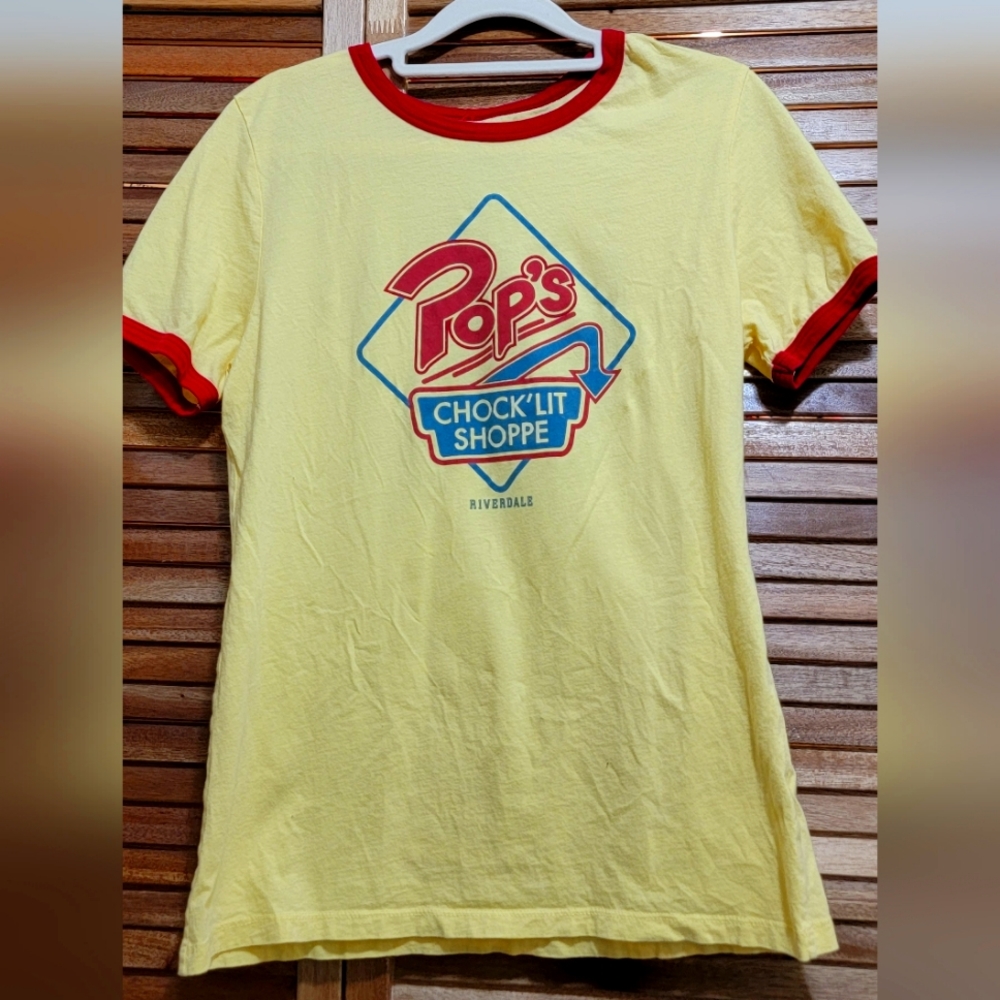 Riverdale tee